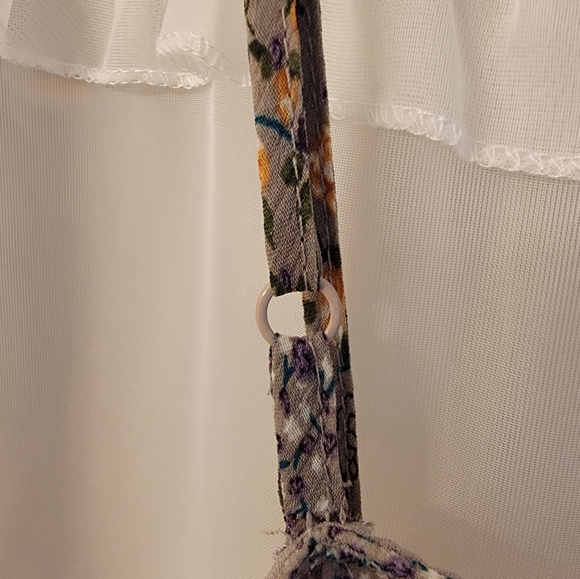 Old Navy Boho Sleeveless Grey Floral Top, Size Medium - Picture 5 of 10